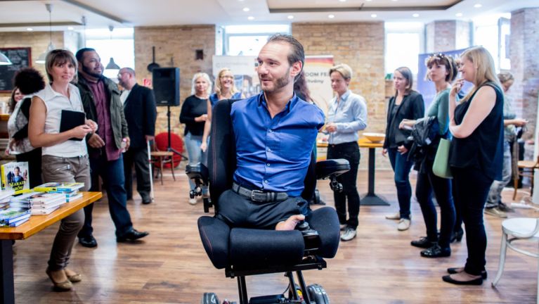 Nick Vujicic nuntakna kiukhat pan thalakna – ZOMI DAILY